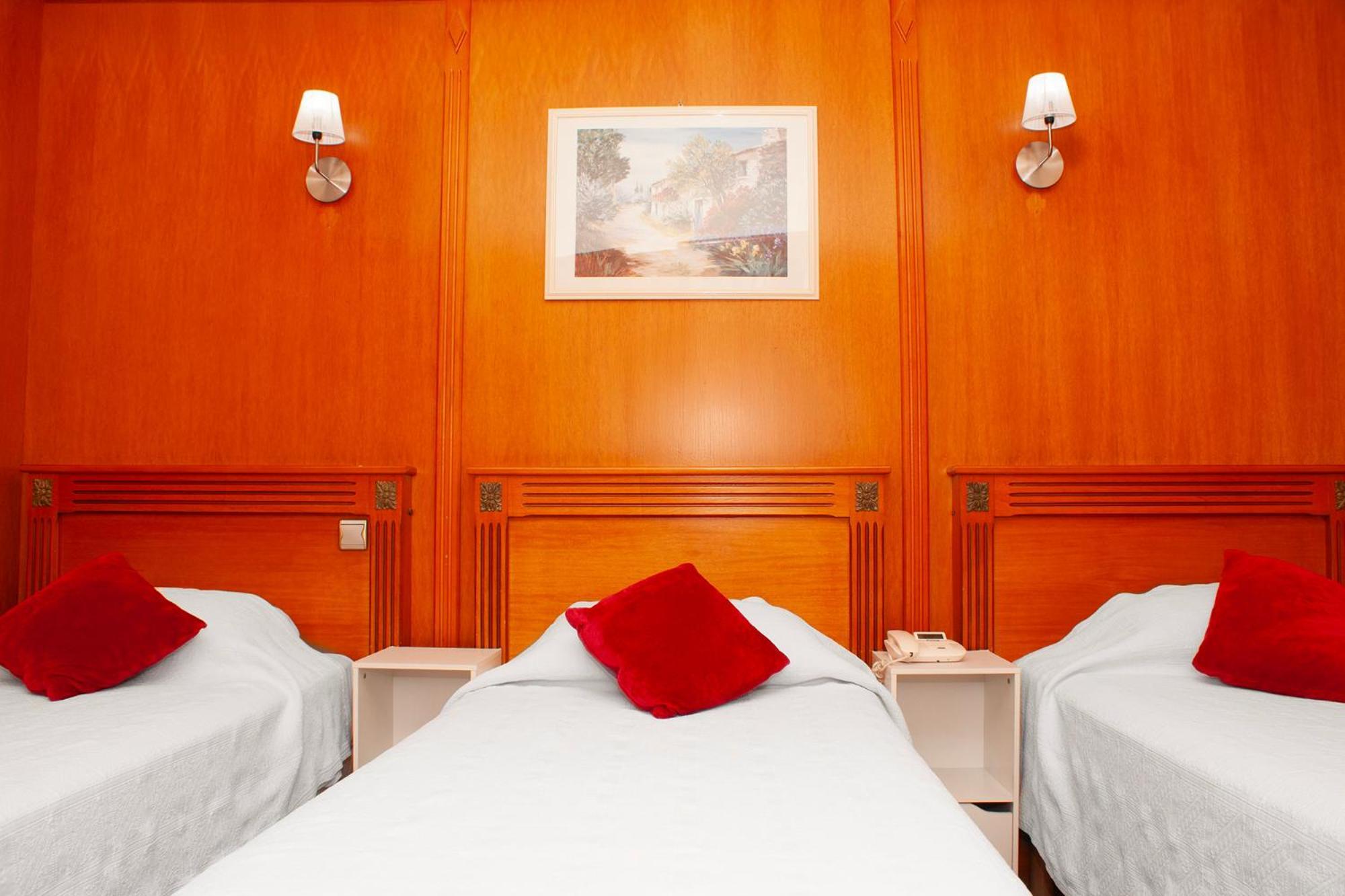 Hotel Du Mont Blanc Paris Exterior photo